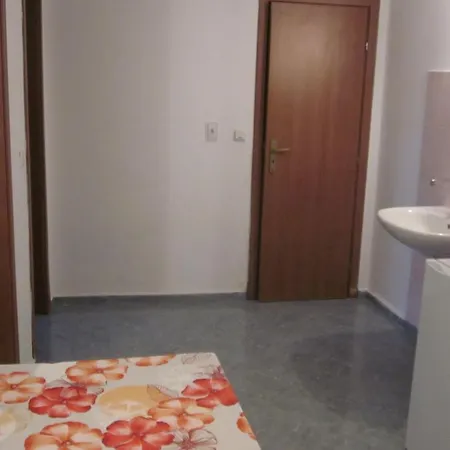 Low-cost 50m From The Beach! * Ravda